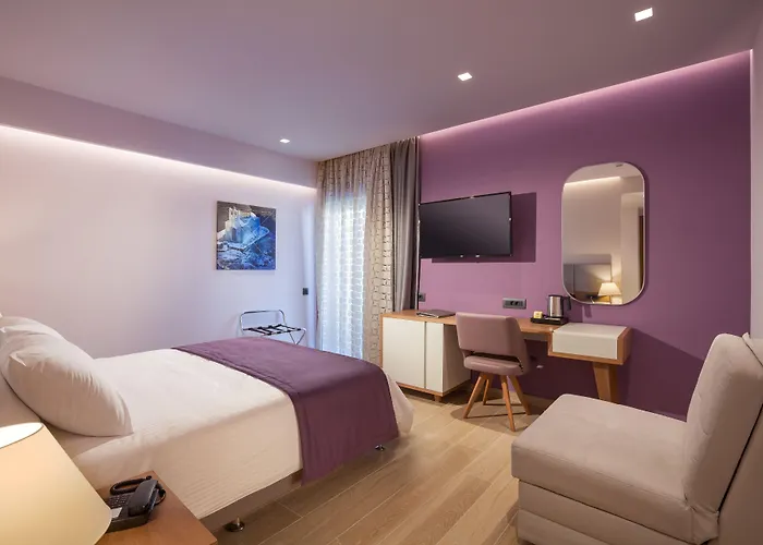Blue Lagoon City Hotel